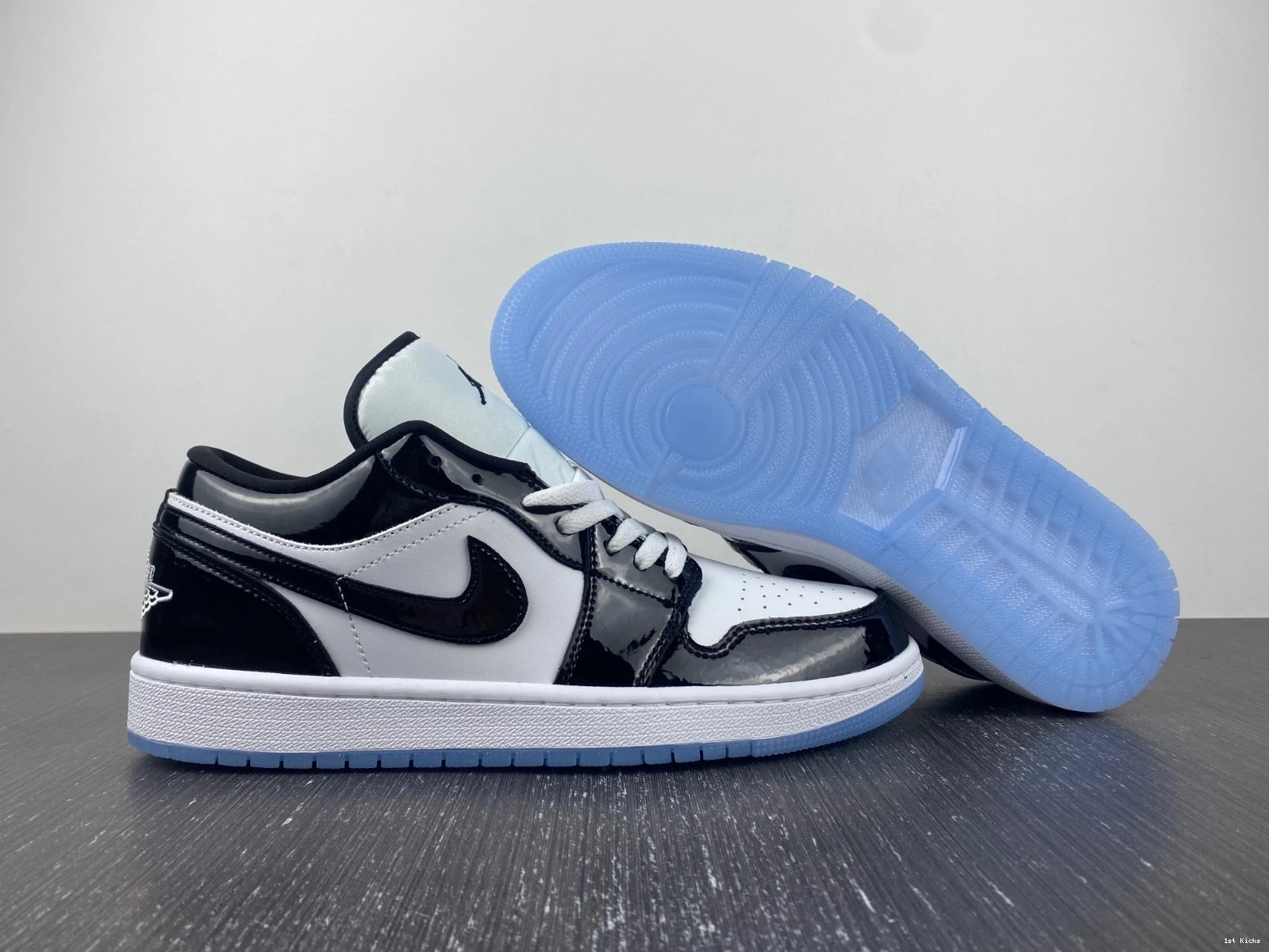 Jordan - Low 1 Concord DV1309-100 SE 0131